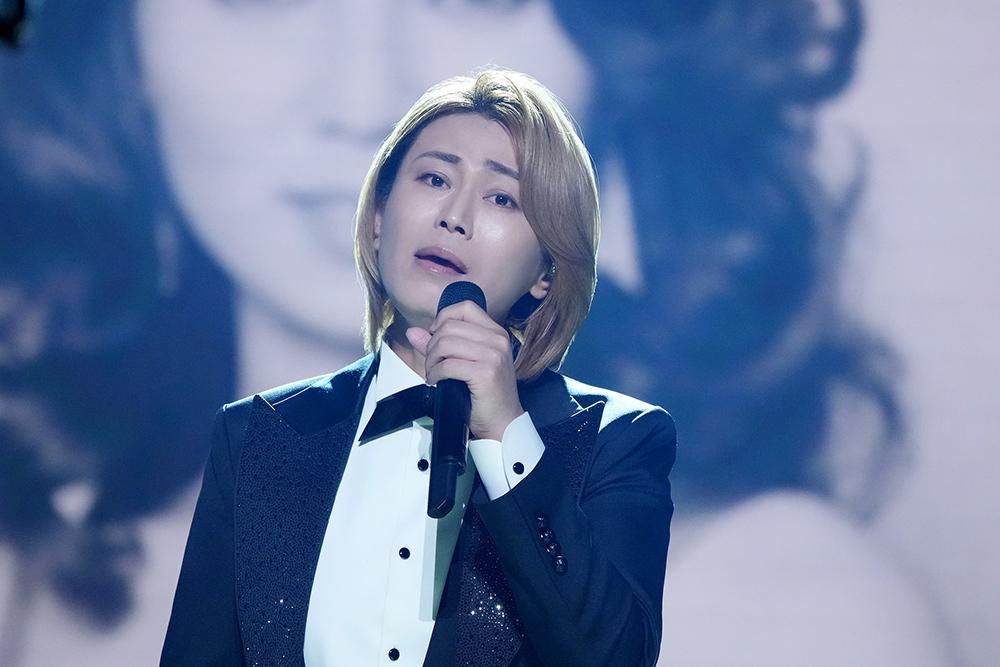 第58回年忘れにっぽんの歌 2025 出演者・タイムテーブル|大みそか午後4時から放送 第58回年忘れにっぽんの歌 2025 出演者・タイムテーブル|大みそか午後4時から放送 Musicun テレビ東京は11月20日の定例社長会見で「第58回年忘れにっぽんの歌 2025」について、「生放送を予定している」と発表しました。同局の中川尚嗣コンテンツ戦略局長は、「おなじみの徳光和夫さん、竹下景子さん、中山秀征さんの進行で11年ぶりに一部、生放送を予定しております。今、制作局と内容を詰めておりますので、ご期待頂ければ」とコメントしました。